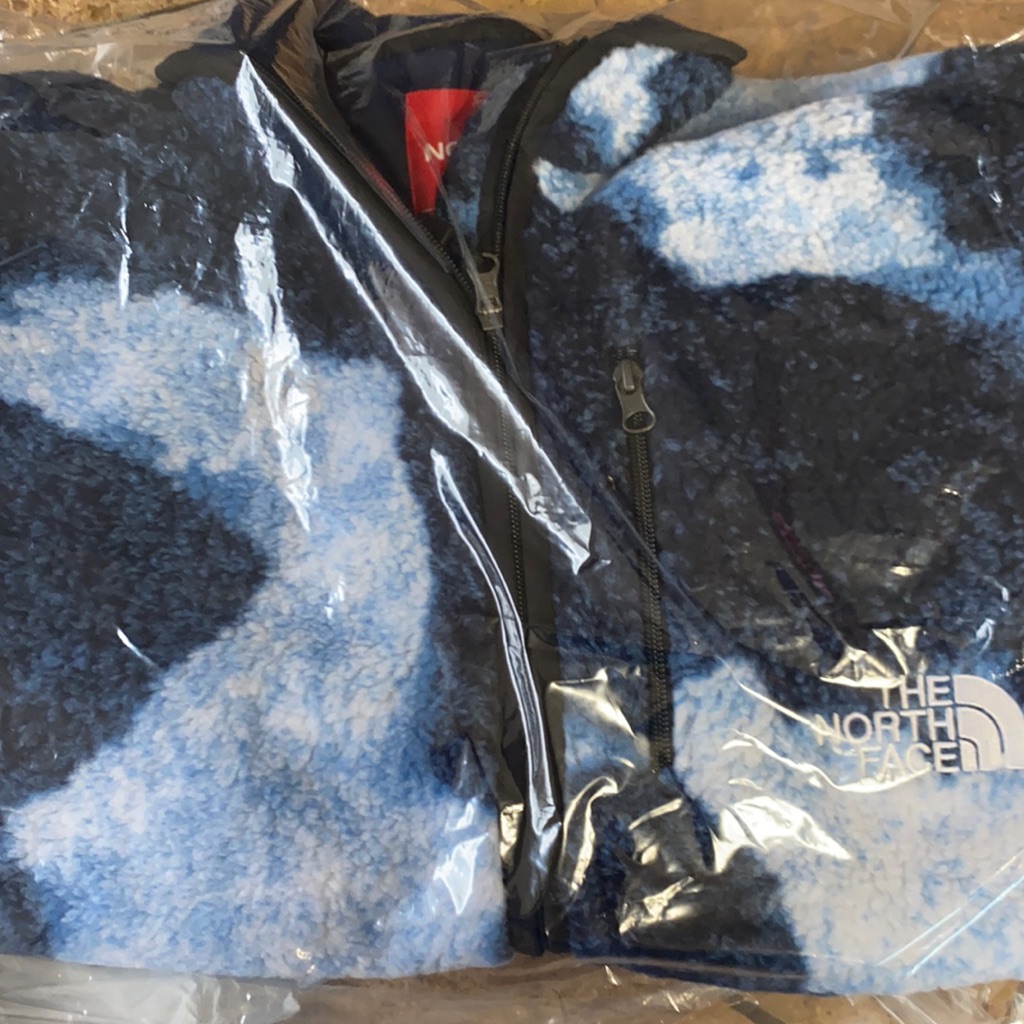 Supreme/The North Face Bleached Denim Fleece Jacket